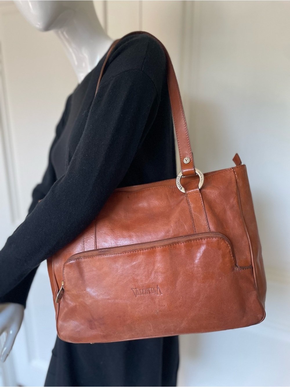 Vintage Valentina Italian Genuine Leather Cognac Shoulder Tote Bag